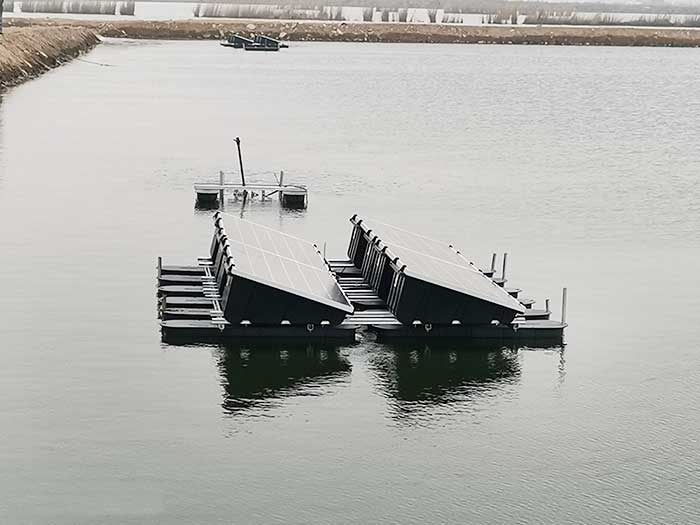 太陽(yáng)能曝氣機(jī)